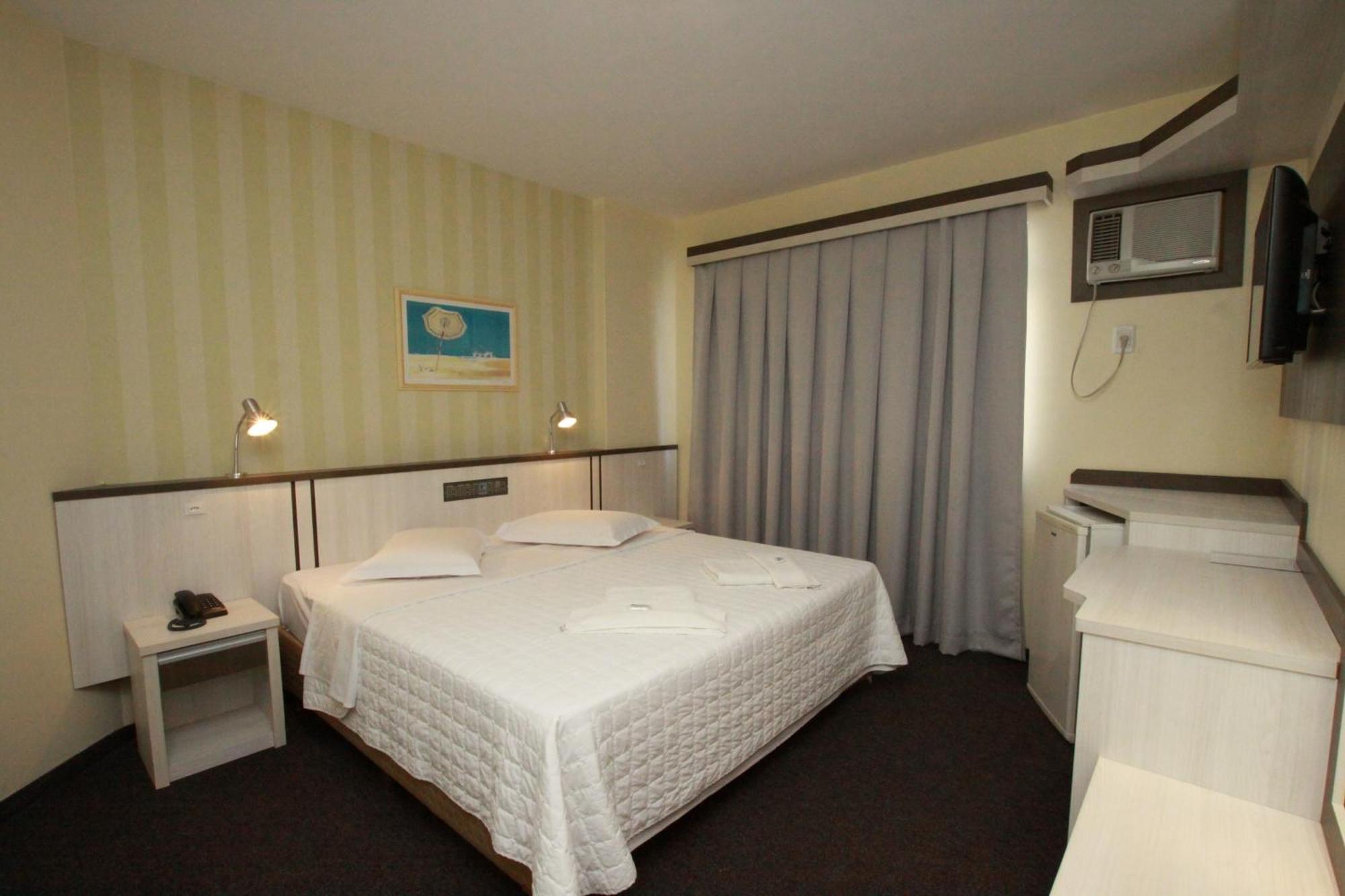 Hotel Blumenau - Balneário Camboriú Quarto foto